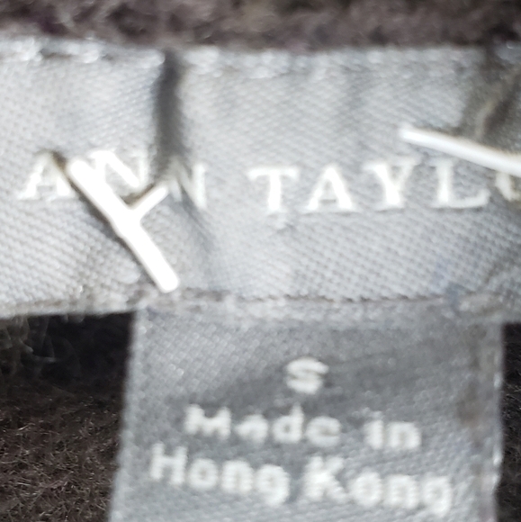 Ann Taylor Brown Lambswool Blend Turtleneck Sweater with Pink Accents Sz S - Picture 9 of 9